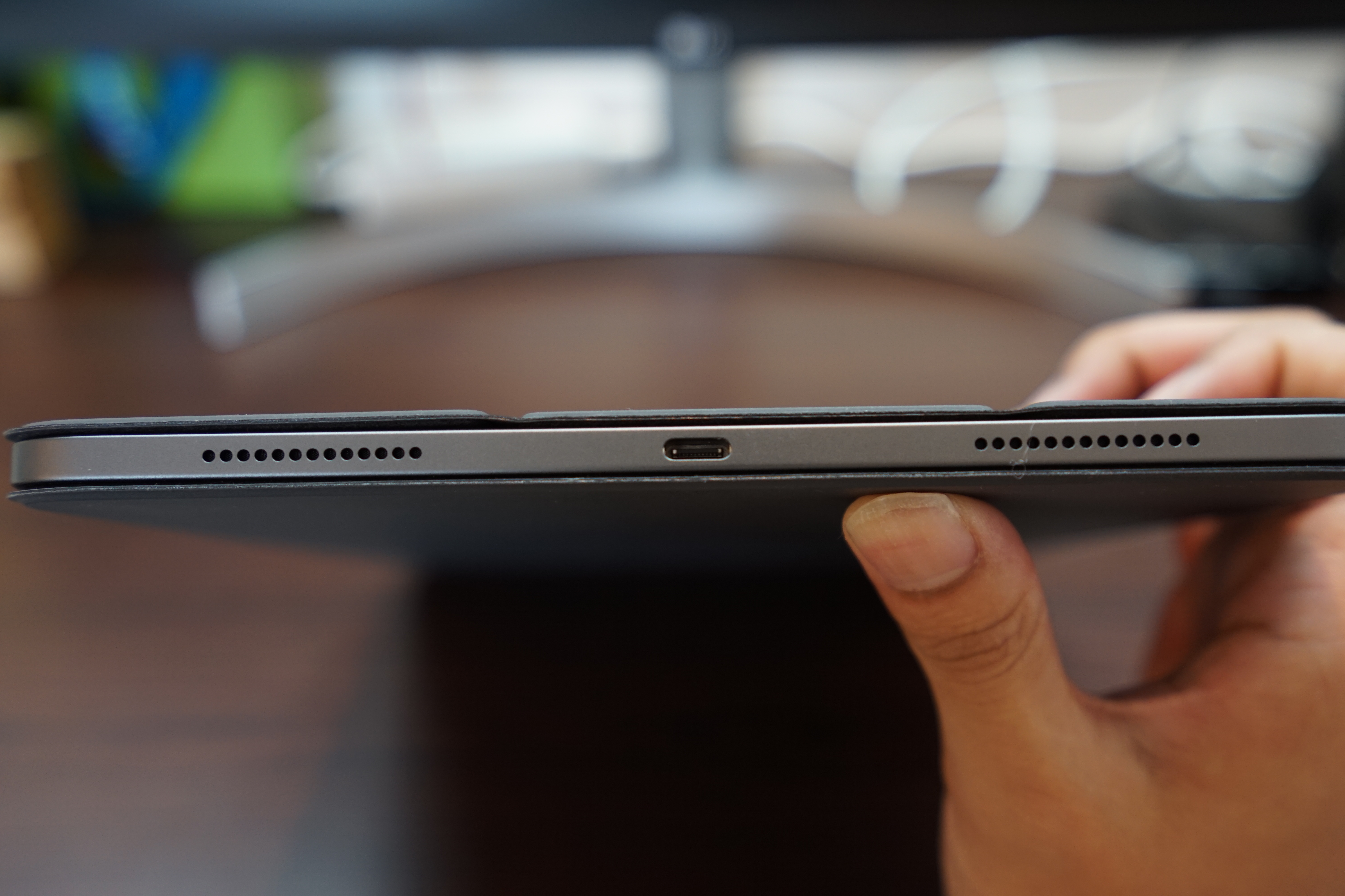 iPad Pro 11-inch USB-C Port