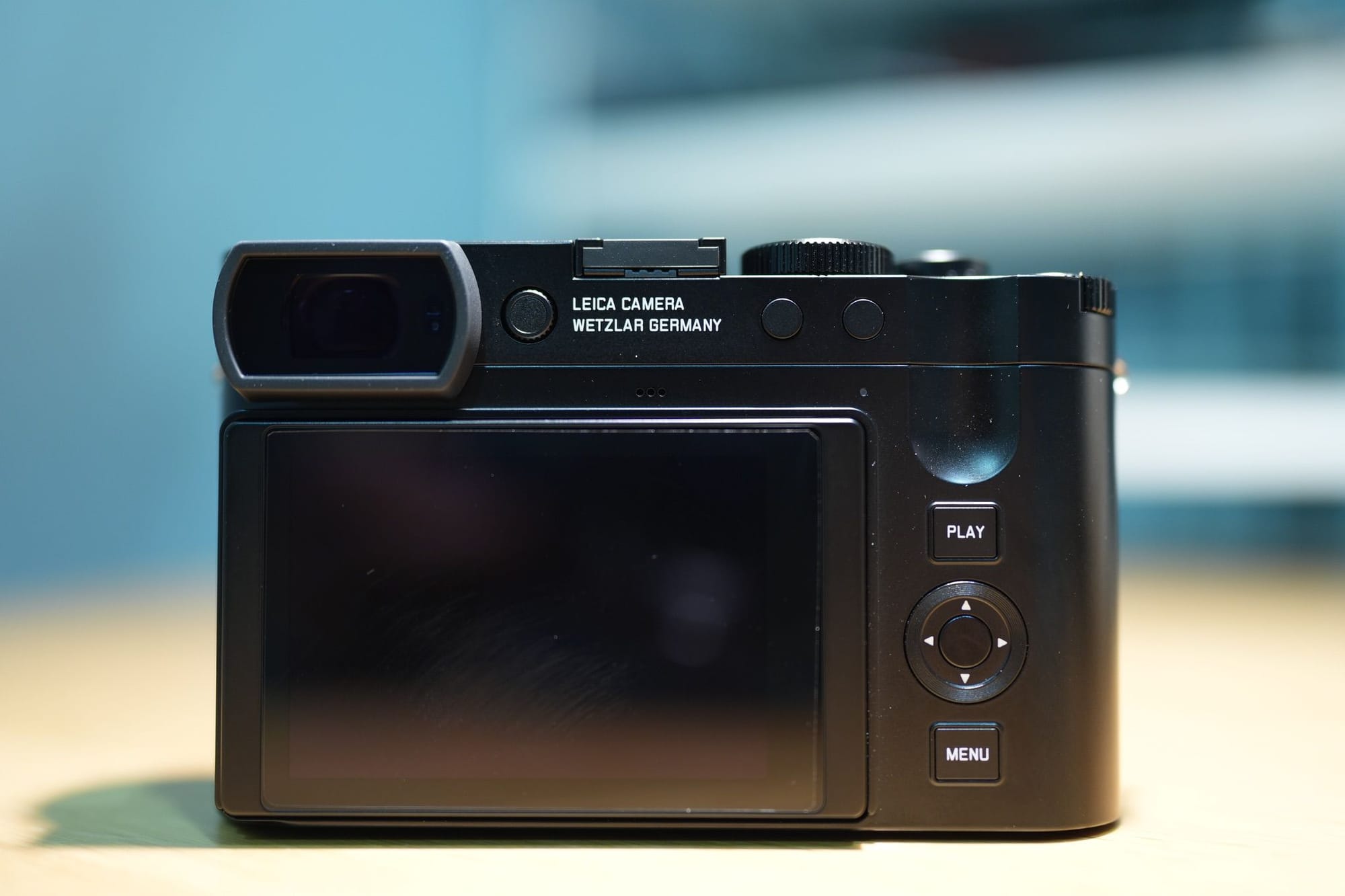 รีวิว Leica Q3 กล้อง Compact ที่หลงรัก