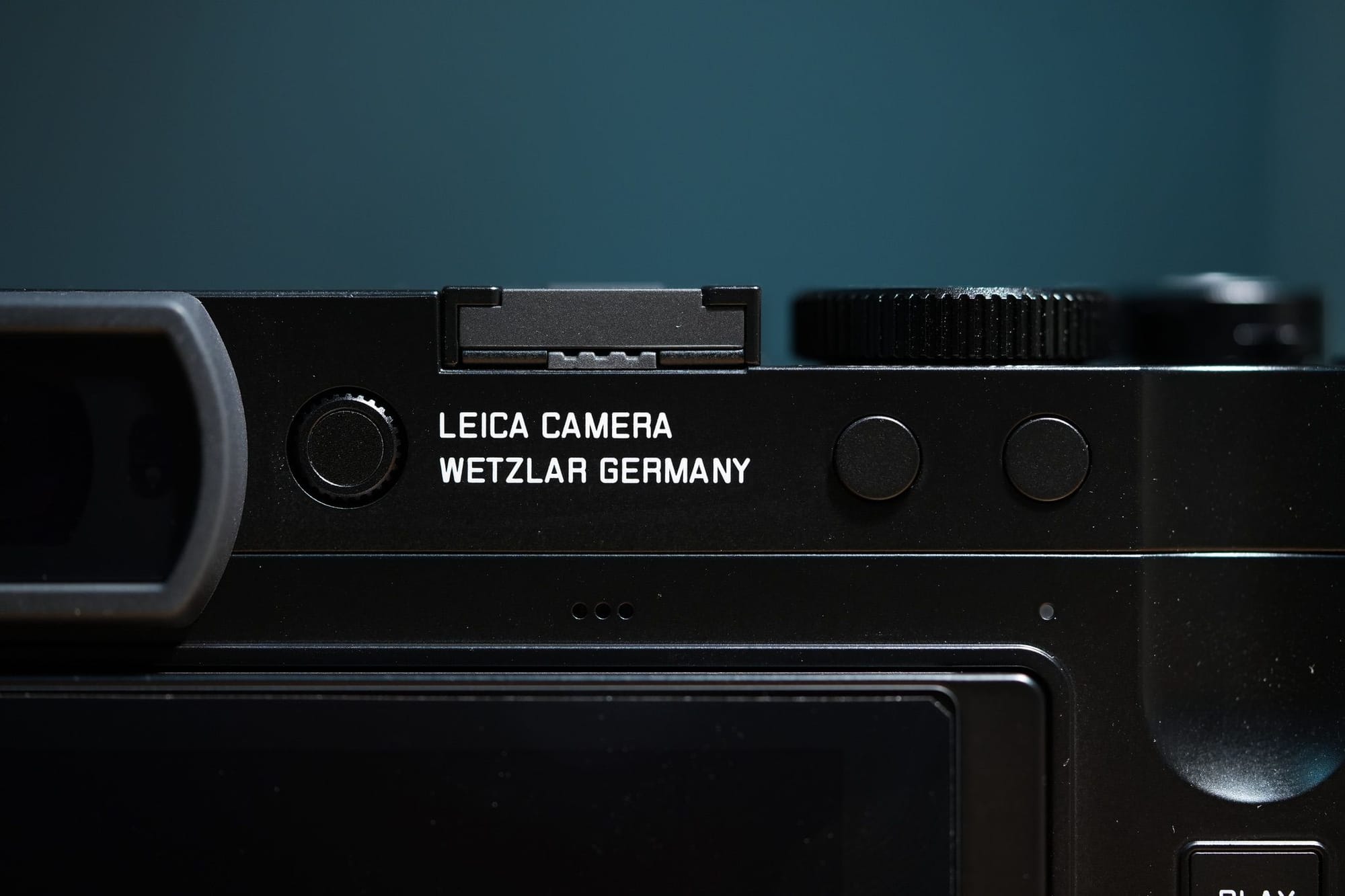 รีวิว Leica Q3 กล้อง Compact ที่หลงรัก