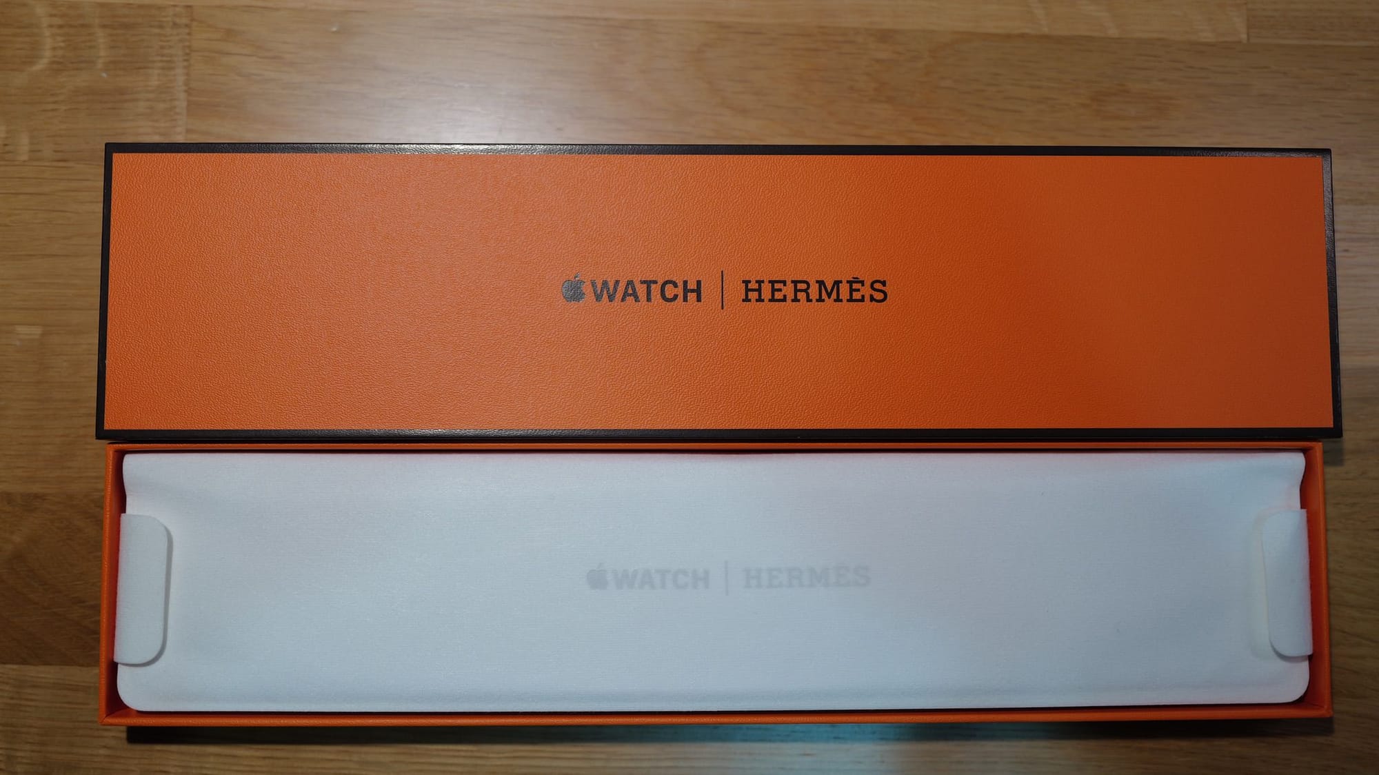 รีวิวสาย Apple Watch ที่หายาก และแพงหลัก 37k กับ Hermès Satiné Grand H 