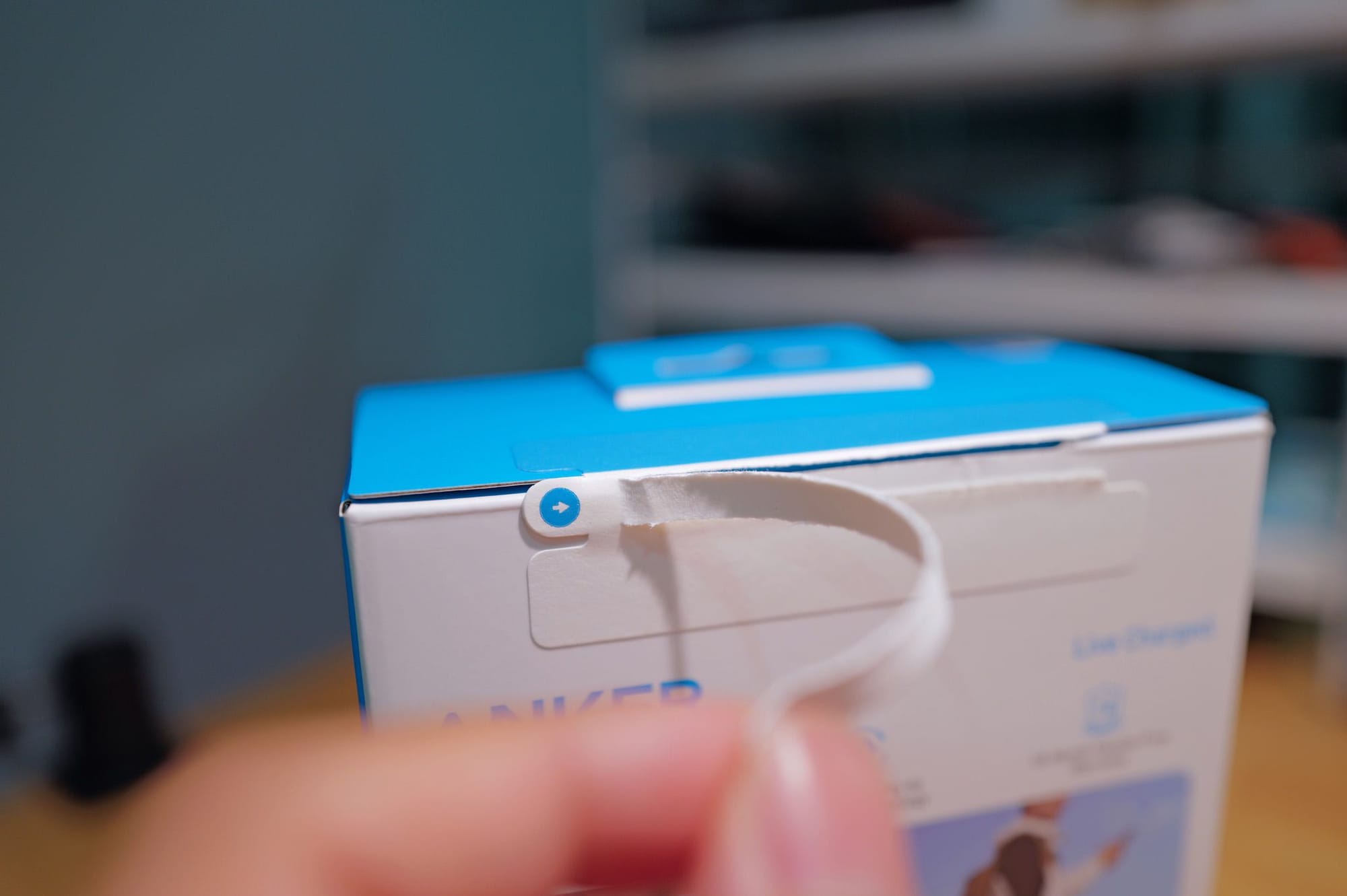 รีวิว Anker Laptop Power Bank A1695 มีสายในตัว ครบจบในตัวเดียว