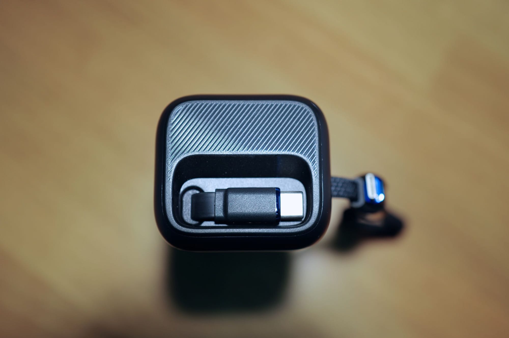 รีวิว Anker Laptop Power Bank A1695 มีสายในตัว ครบจบในตัวเดียว