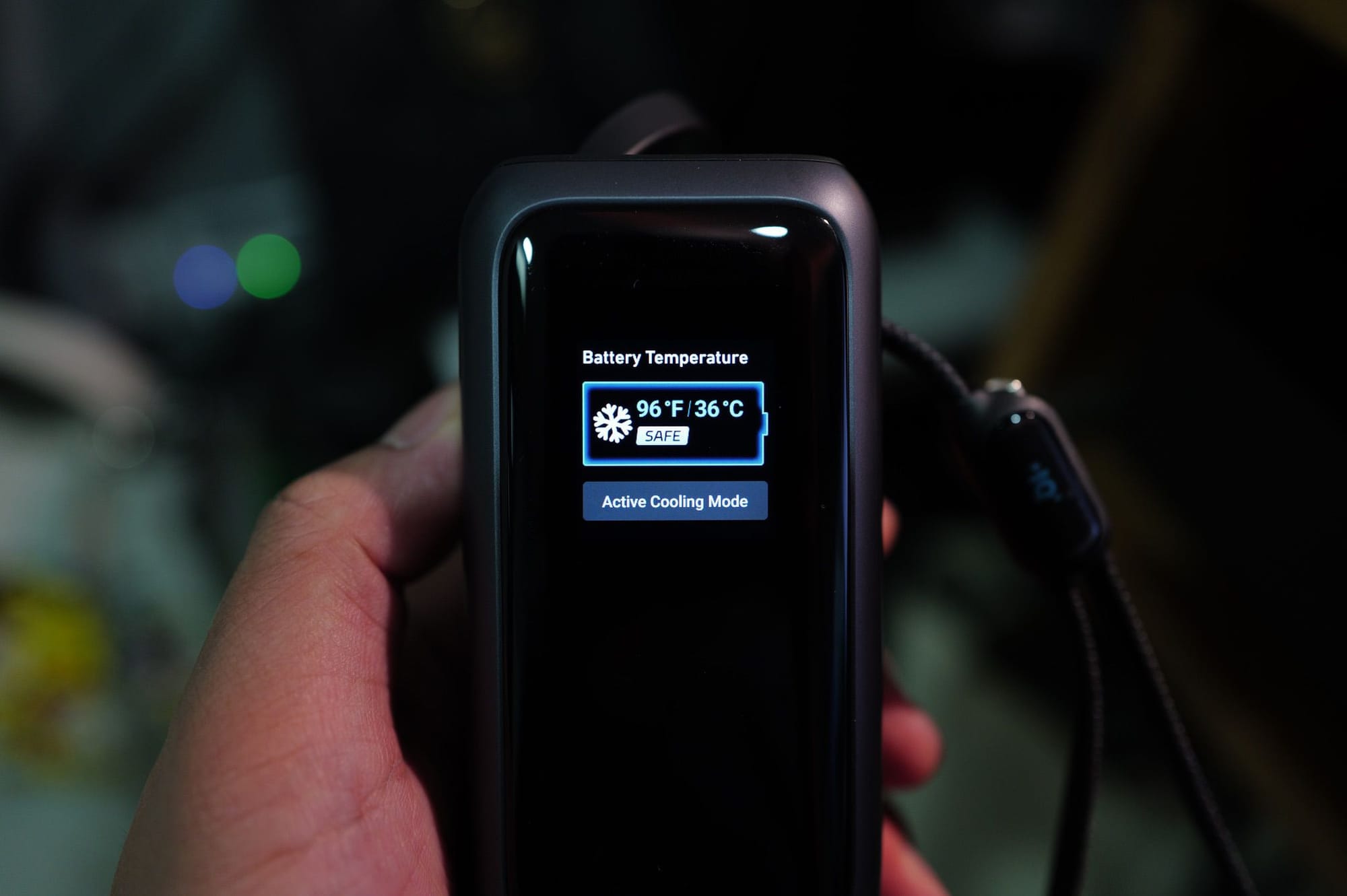 รีวิว Anker Laptop Power Bank A1695 มีสายในตัว ครบจบในตัวเดียว