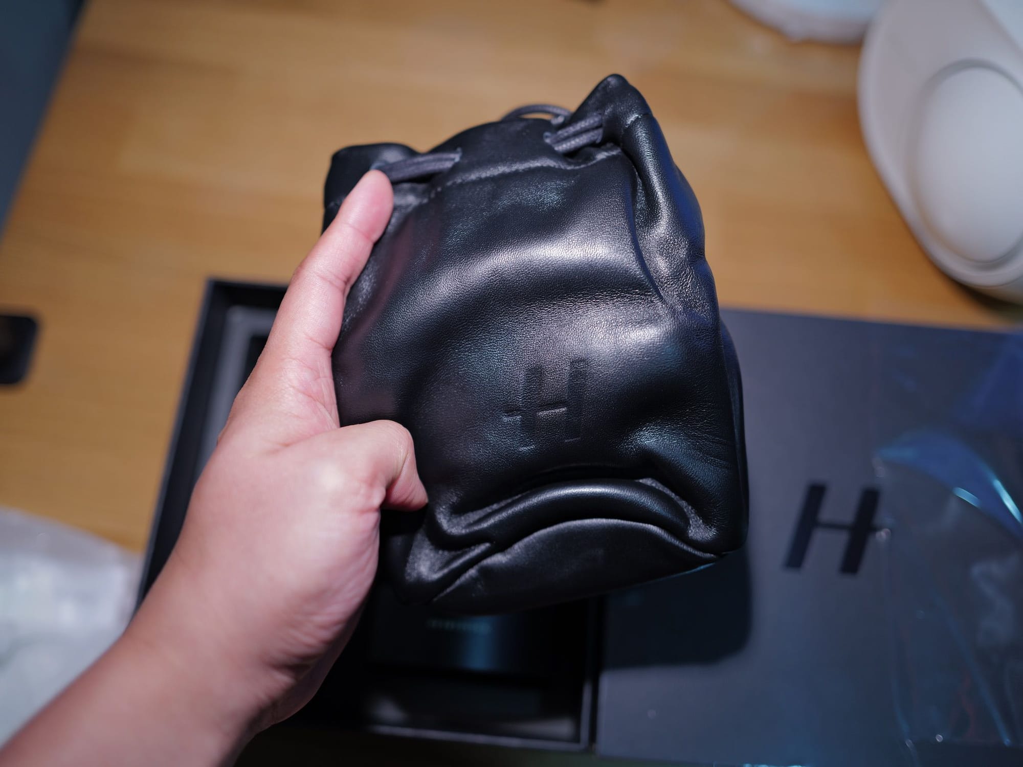 รีวิว Hasselblad X2DII 100C + XCD 55V มาตรฐานใหม่ของกล้อง Medium Format : ภาคแกะกล่อง