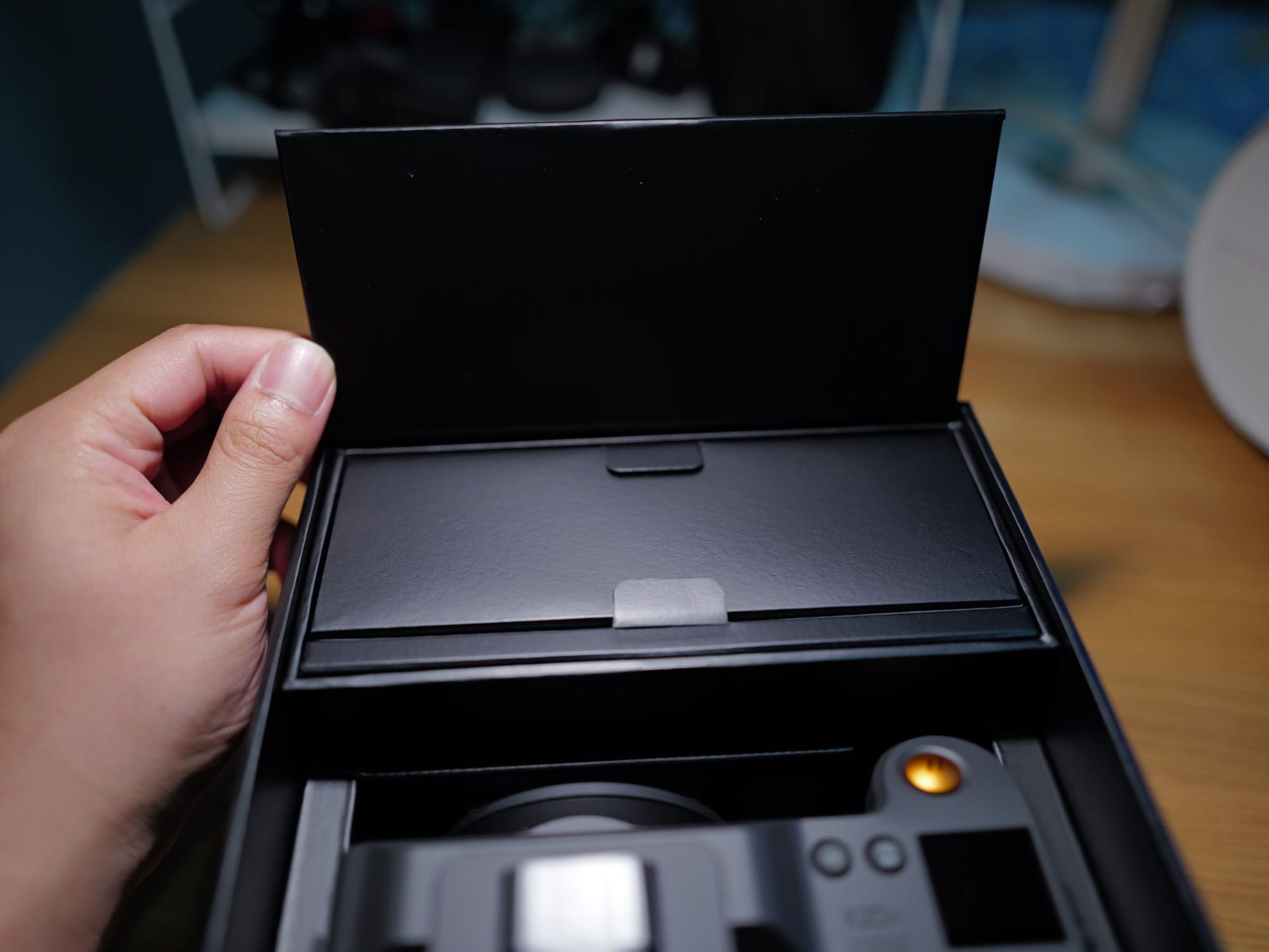 รีวิว Hasselblad X2DII 100C + XCD 55V มาตรฐานใหม่ของกล้อง Medium Format : ภาคแกะกล่อง