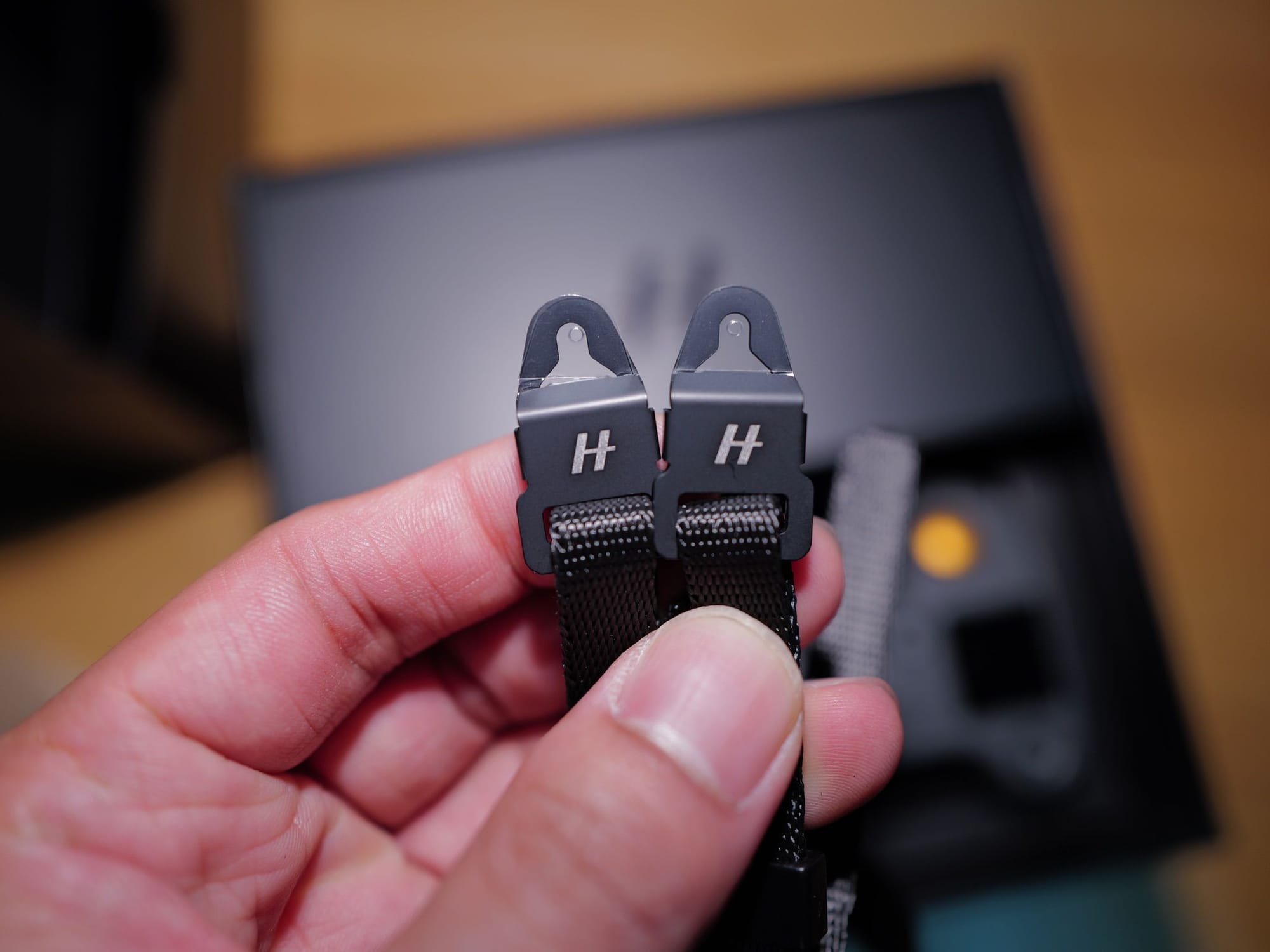 รีวิว Hasselblad X2DII 100C + XCD 55V มาตรฐานใหม่ของกล้อง Medium Format : ภาคแกะกล่อง