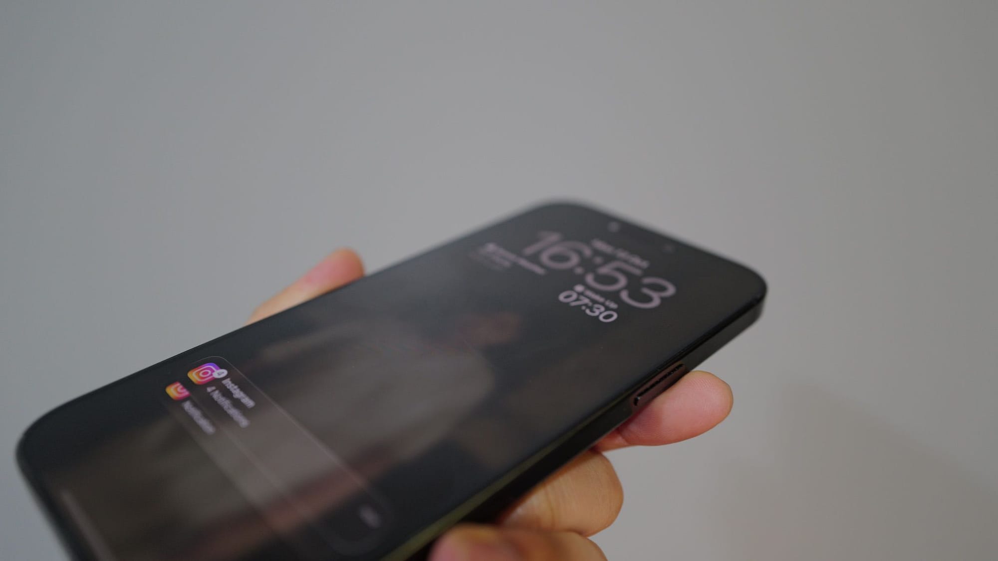 1 ปีกับ iPhone 16 Pro Max อาการเป็นยังไงบ้าง
