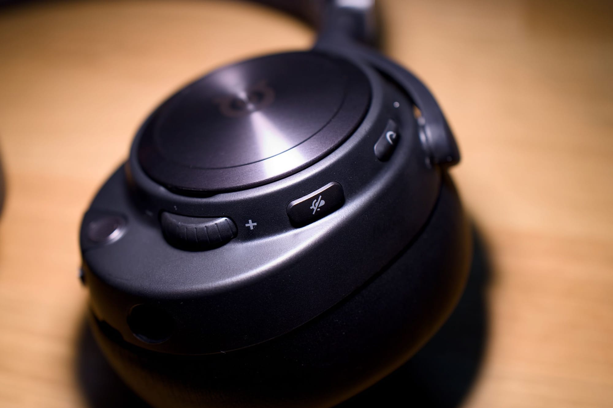 รีวิว Steelseries Arctis Nova Pro Wireless หูฟังเล่นเกมสุดเจ๋ง