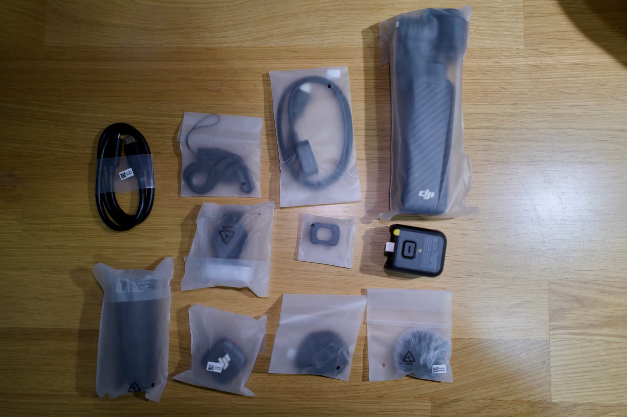 รีวิว DJI Osmo Pocket 4 เหมือนจะไม่ต่างเยอะ แต่เยอะกว่าที่คิด