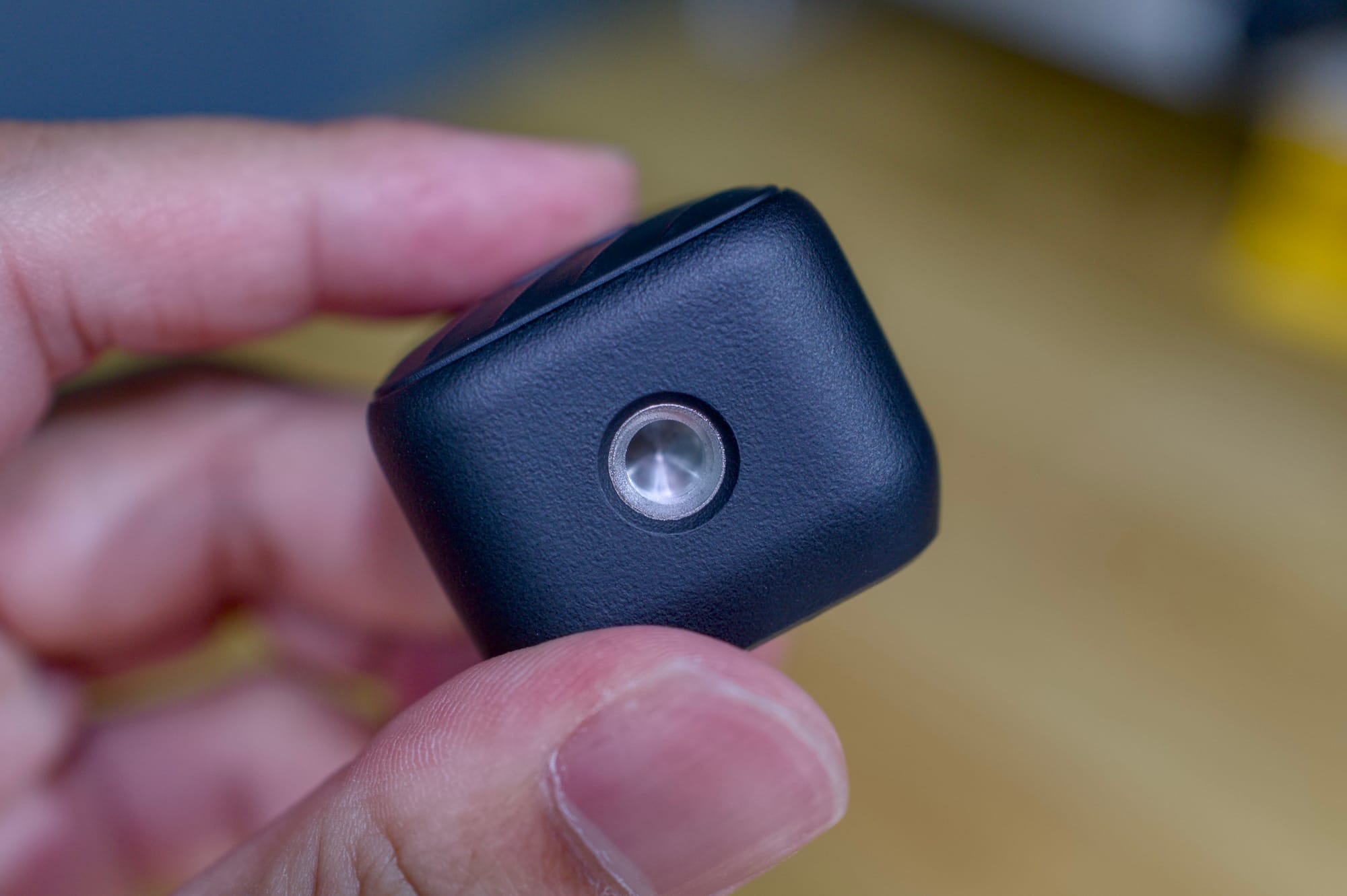 รีวิว DJI Osmo Pocket 4 เหมือนจะไม่ต่างเยอะ แต่เยอะกว่าที่คิด