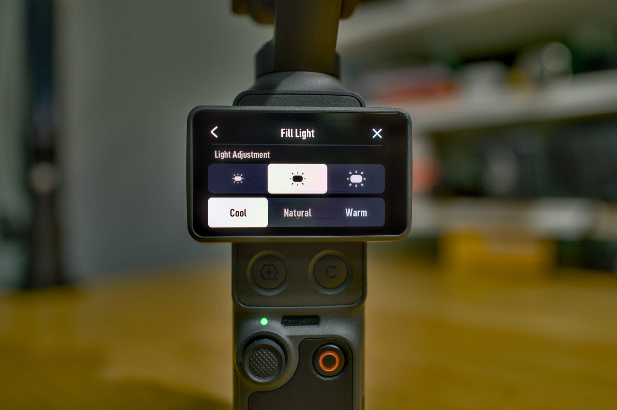 รีวิว DJI Osmo Pocket 4 เหมือนจะไม่ต่างเยอะ แต่เยอะกว่าที่คิด