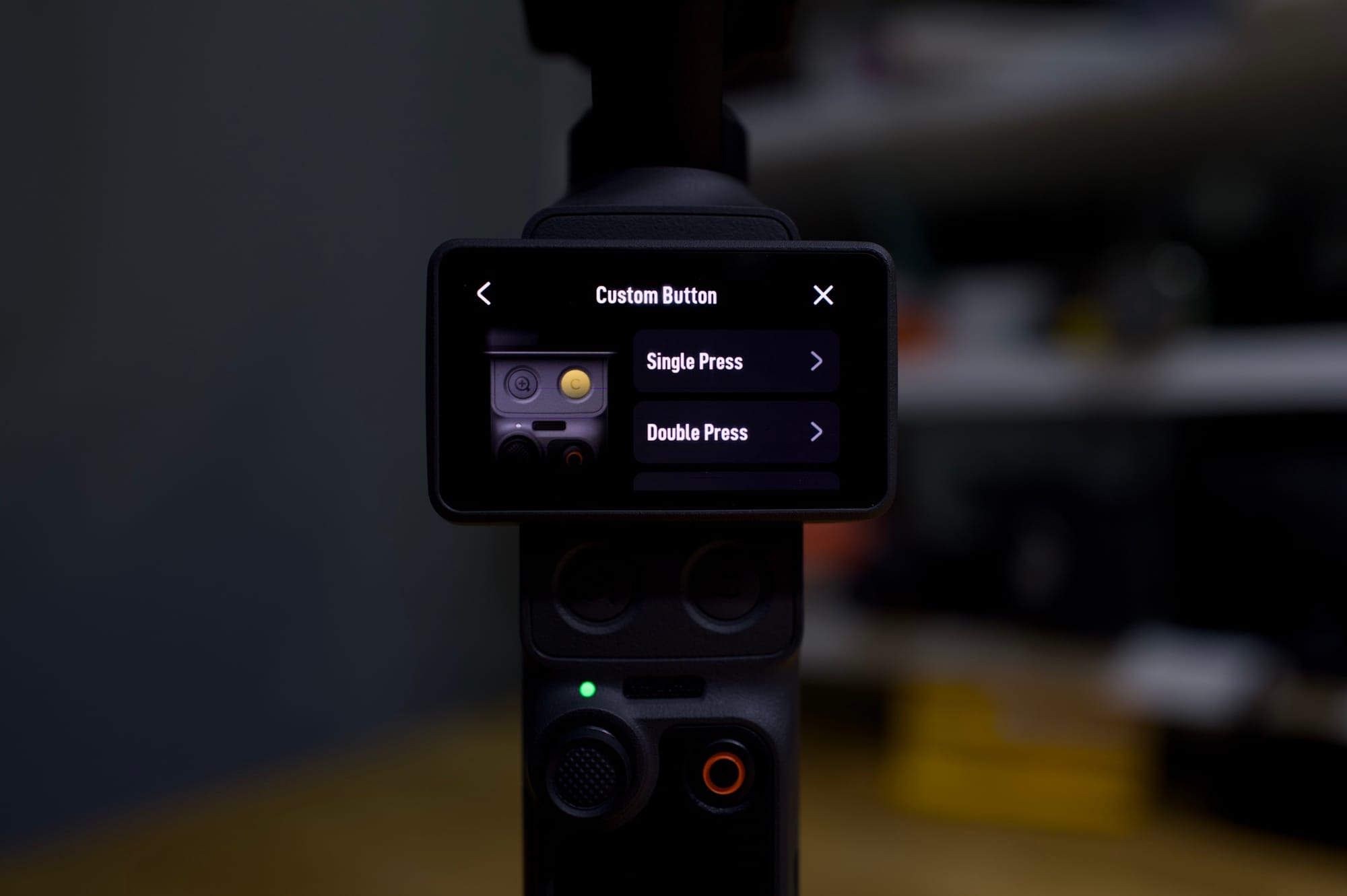 รีวิว DJI Osmo Pocket 4 เหมือนจะไม่ต่างเยอะ แต่เยอะกว่าที่คิด