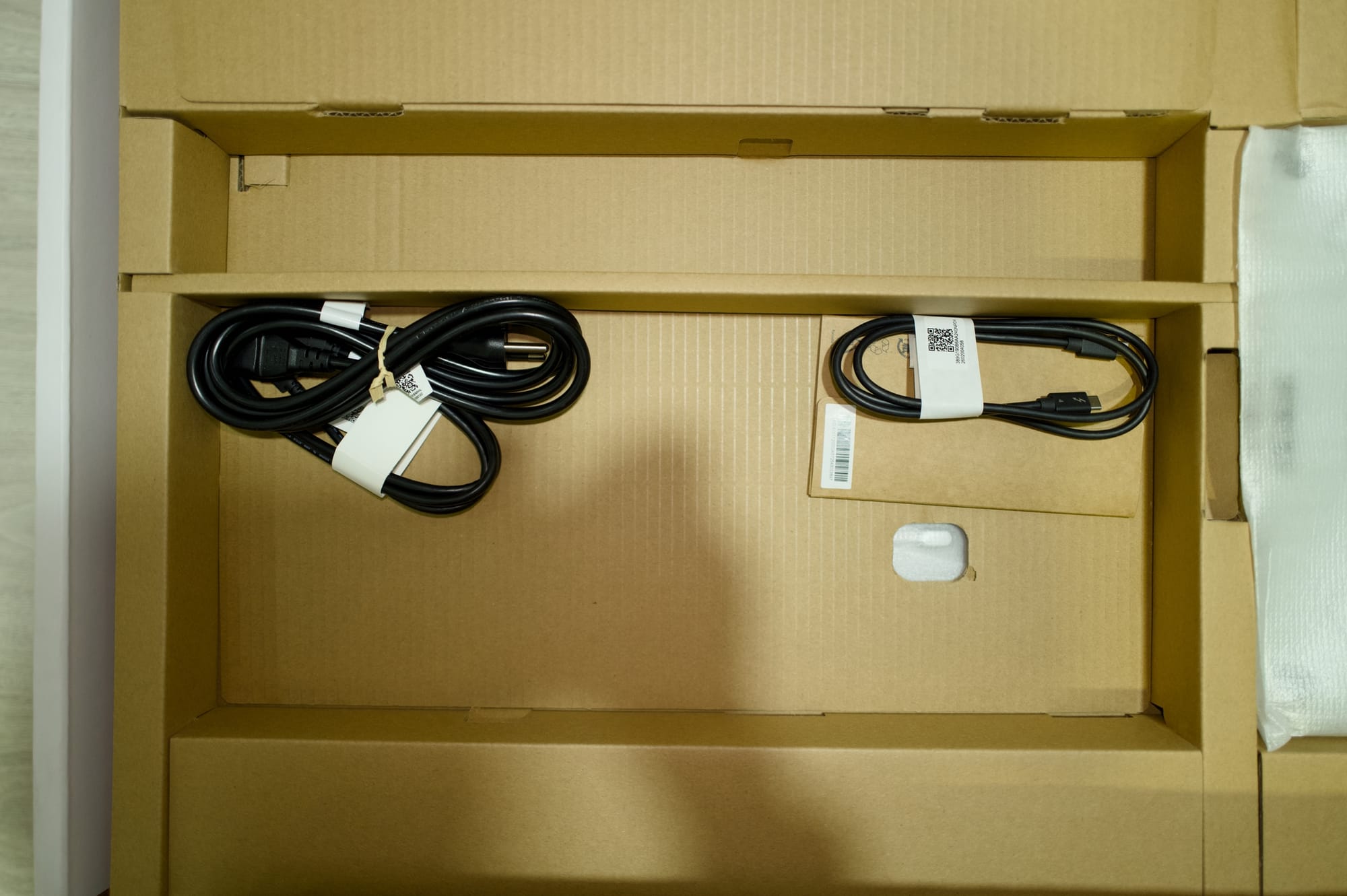 รีวิว BenQ MA320UG จอที่ตามหามานาน ครบจบทั้งทำงานและเล่นเกม