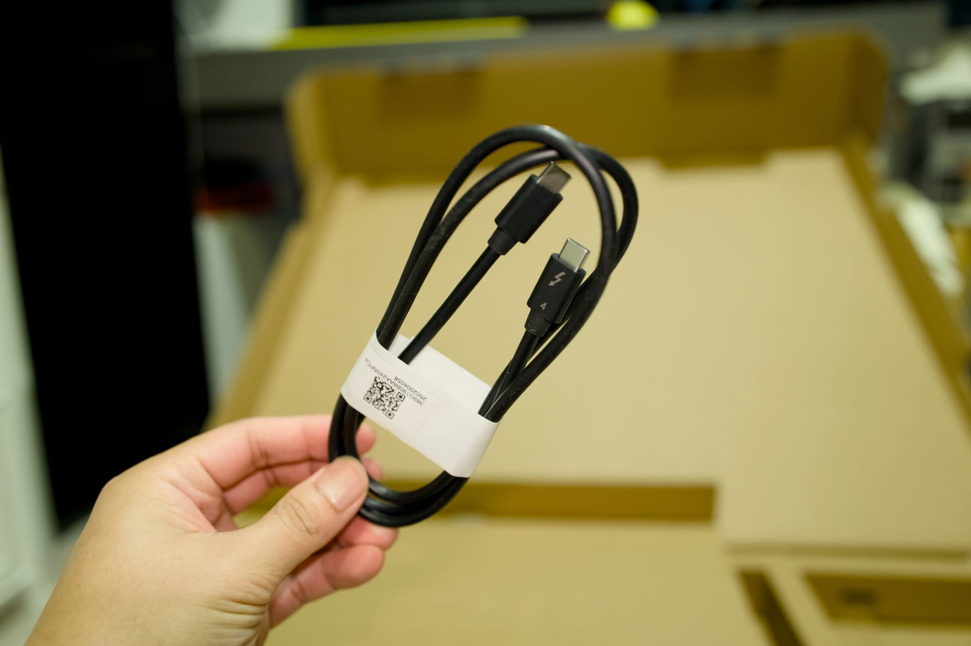 รีวิว BenQ MA320UG จอที่ตามหามานาน ครบจบทั้งทำงานและเล่นเกม