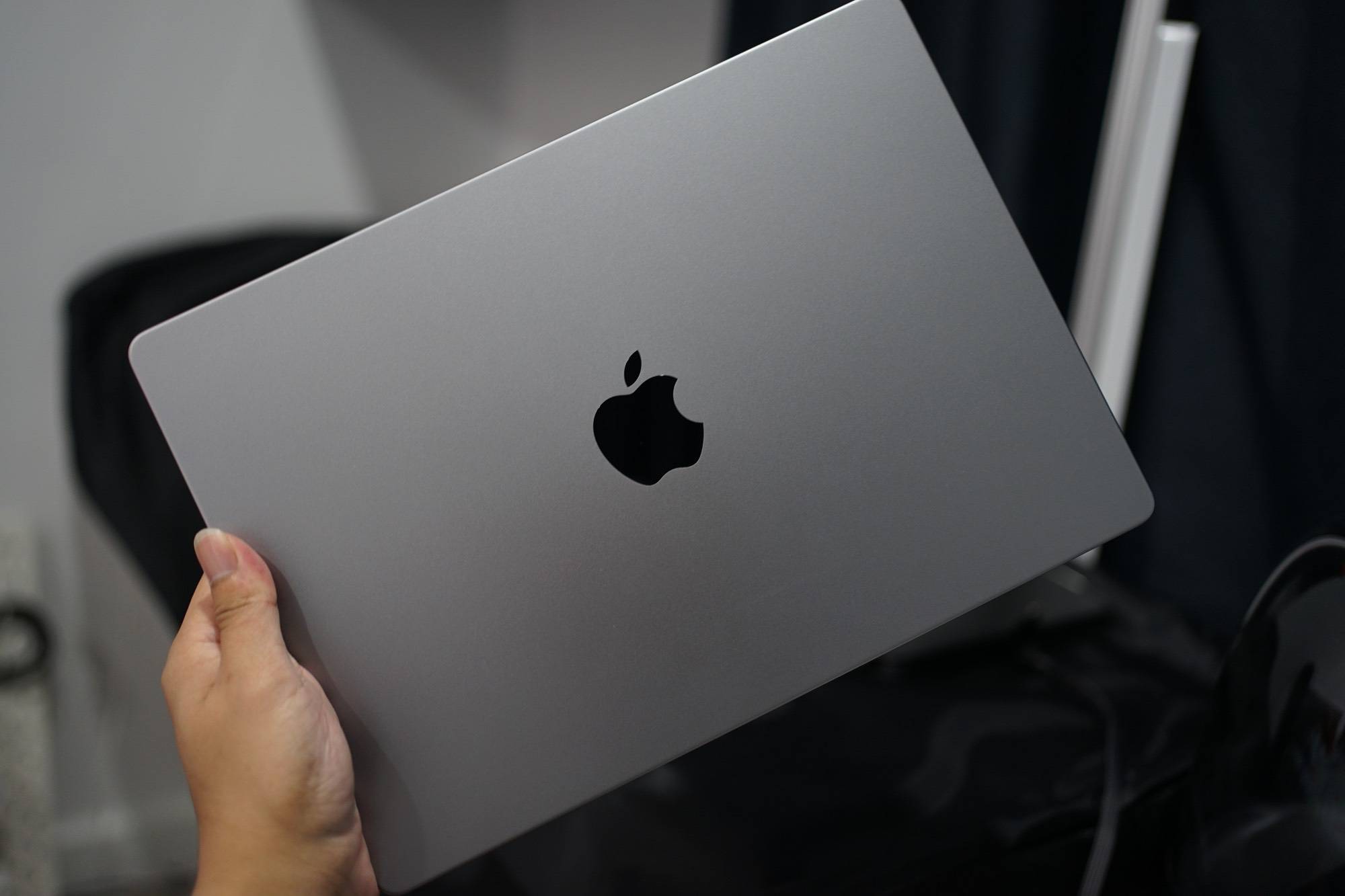 รีวิว MacBook Pro 14-inches M1 Max ไปให้สุดหยุดที่หมดตัว