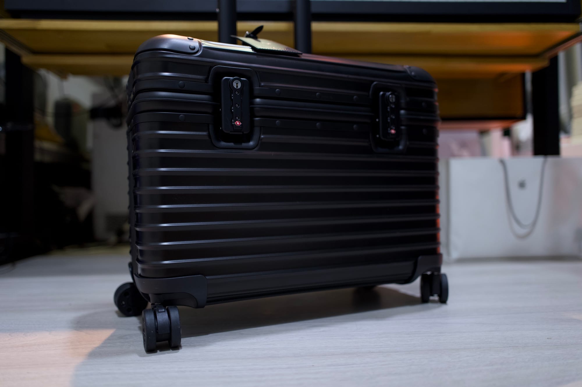 รีวิว Rimowa Pilot Case กระเป๋าที่ตามหามานาน ในที่สุดก็ได้เจอ